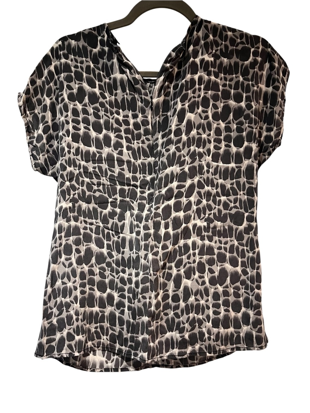 Ann Taylor Silk Black & Gray Animal Print Short Sleeve Blouse Sz 2 | EUC